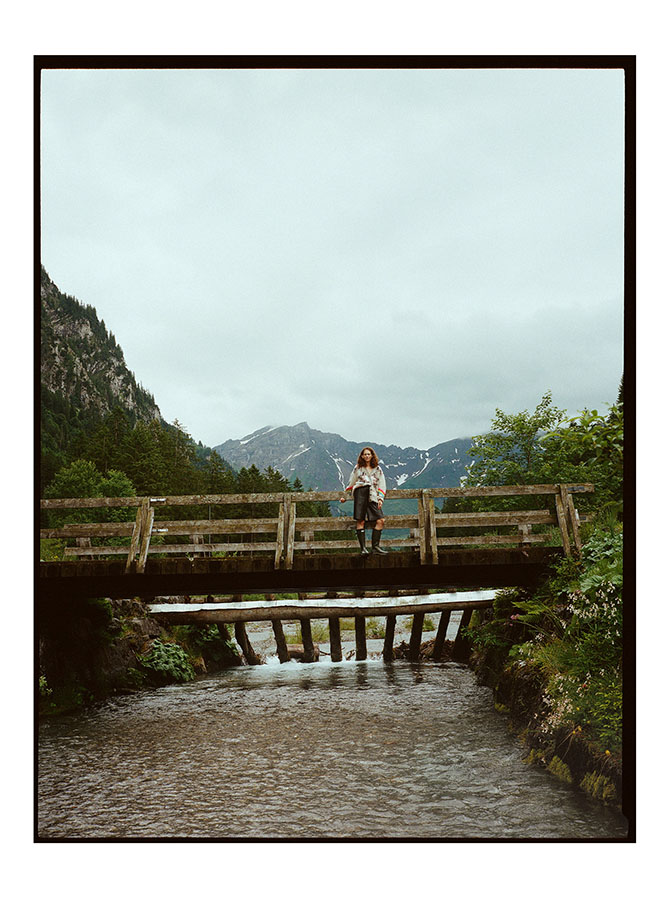 10_FlorianGrill_LOfficiele_Lichtenstein_Scans_sRGB